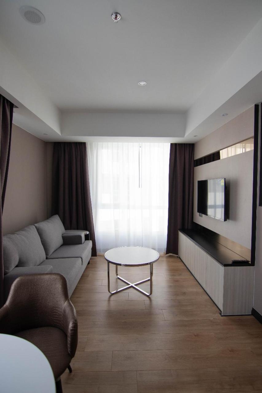 Higher Hotel Bandar Seri Begawan Exterior photo